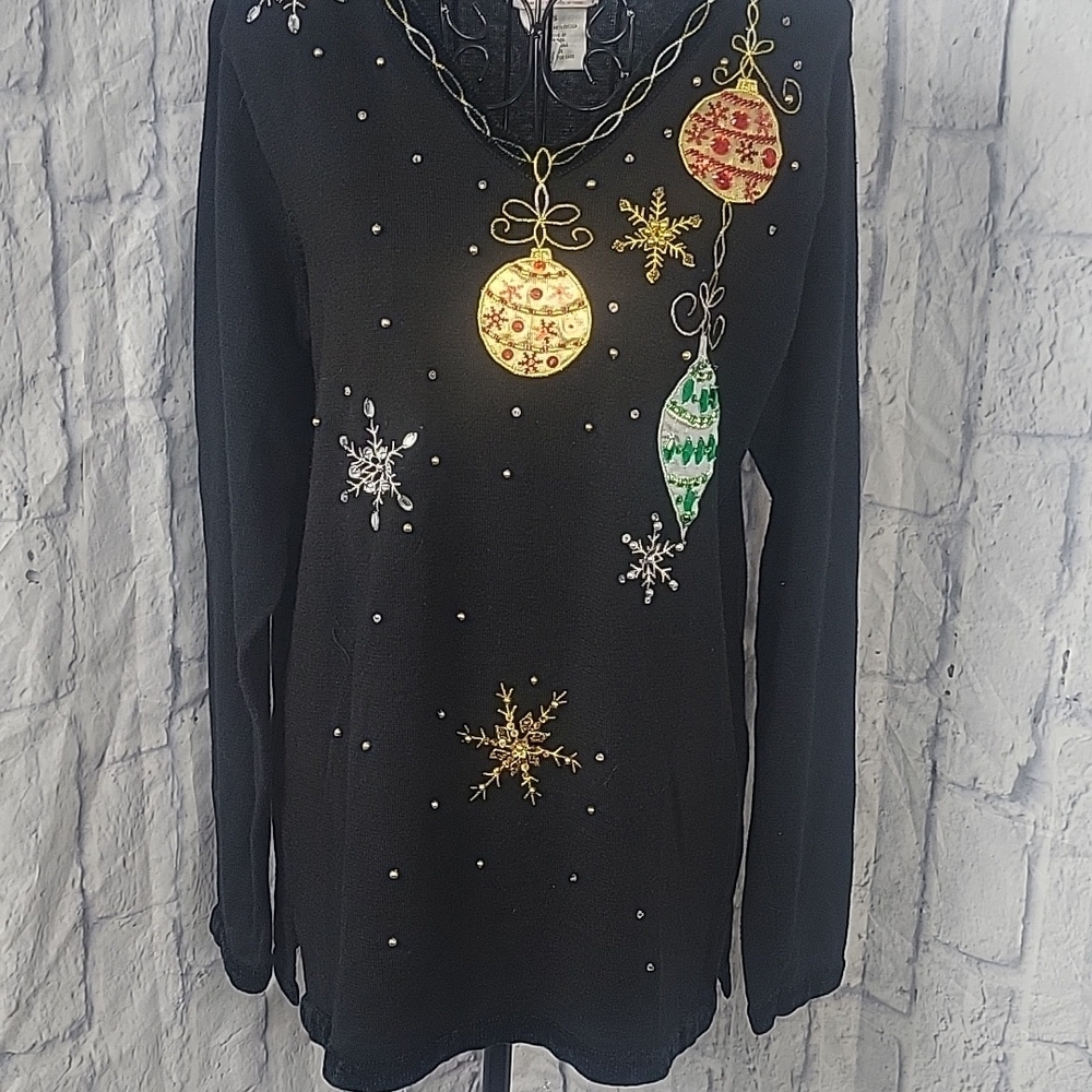 QUAKER FACTORY Holiday Time Black Bedazzled Oversized Christmas Sweater XS‎